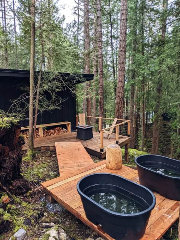 Rooftop cottage in forest spa - Image 5